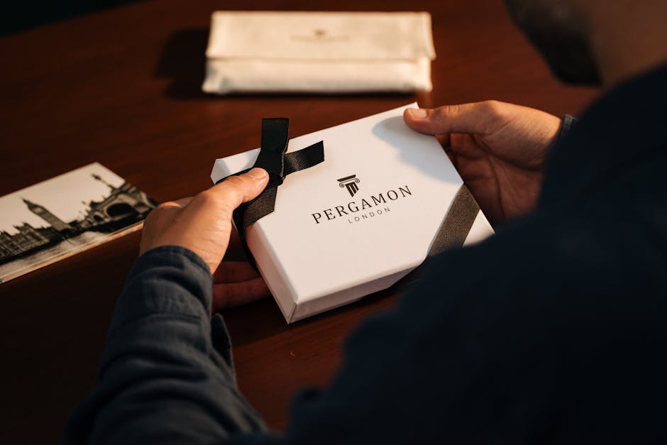 Premium branded kraft boxes for e-commerce unboxing experience
