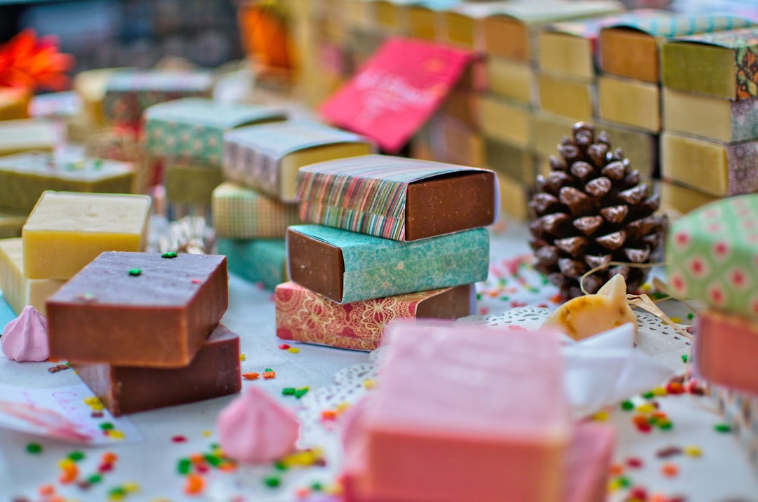 Where to Buy Custom Soap Boxes Online at Wholesale Rates